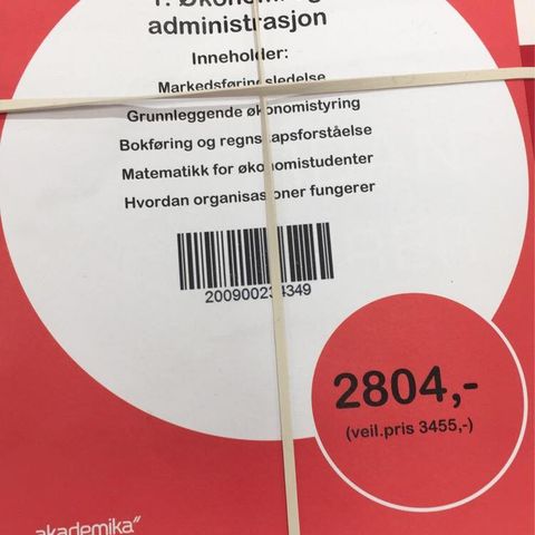 Pensum til 1. år/semester Økonomi og Administrasjon