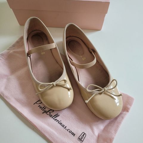 Nydelige ballerinasko fra Pretty Ballerinas str 34 beige