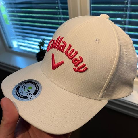 Callaway/Odyssey youth caps