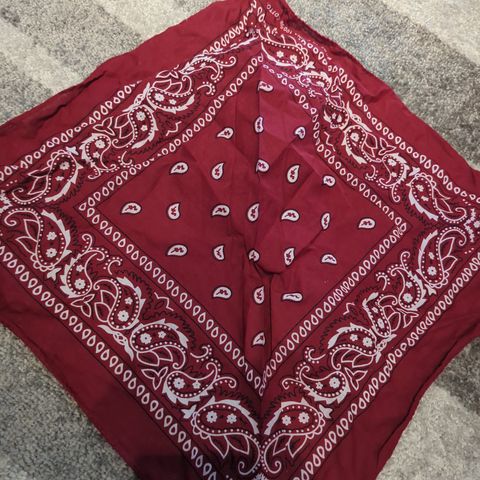 Rød bandana