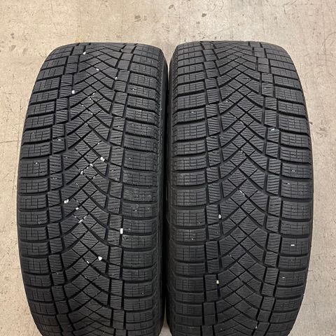 255/50/19 Pirelli vinterdekk 2 stk