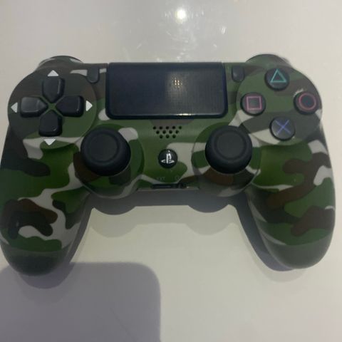 Selger ps4 kontroller