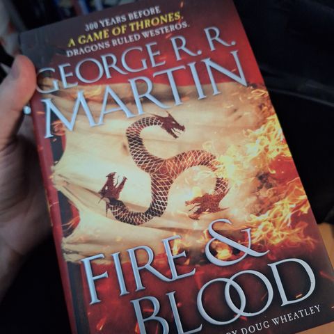 Fire and Blood bok