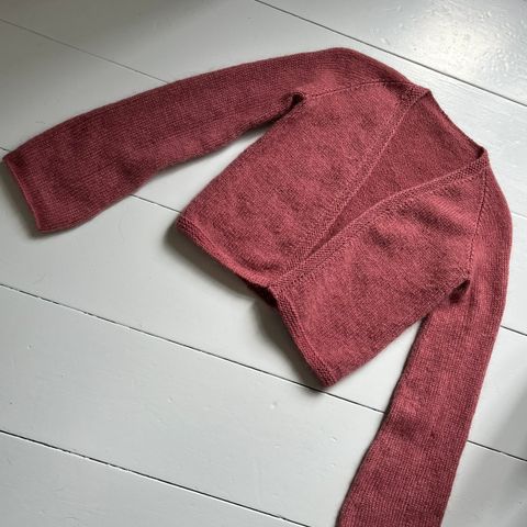 Linelle cardigan (cropped) - strikket