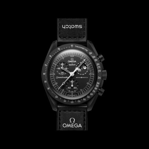 Swatch Omega Mission to the moon Snoopy black