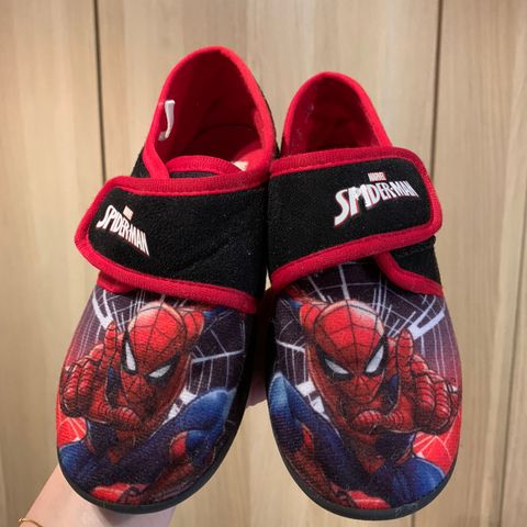 Spiderman tøfler str 32