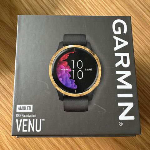 Garmin Venu GPS 43mm (sort/gull)