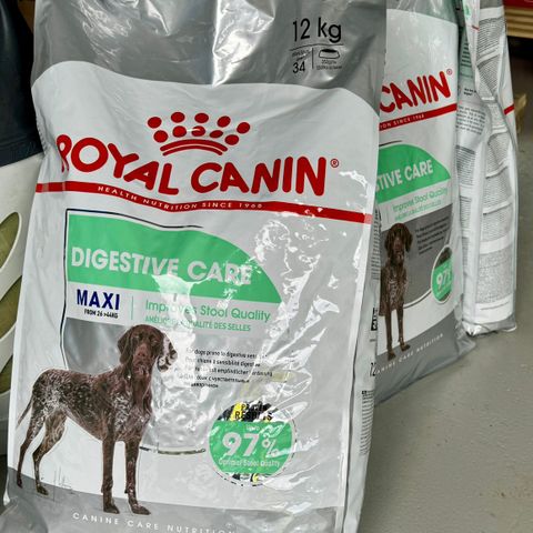 3 sekker hundefor - Royal Canin - selges pga feilkjøp