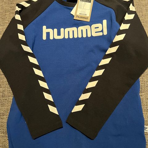 Hummel genser str 134