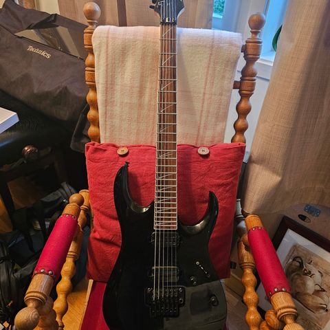 Spesiell Ibanez Rg gitar stemt/balansert i Cb