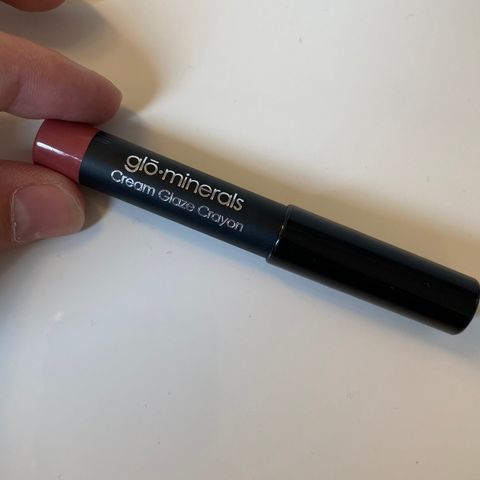 Glo Minerals Suede Matte Crayon