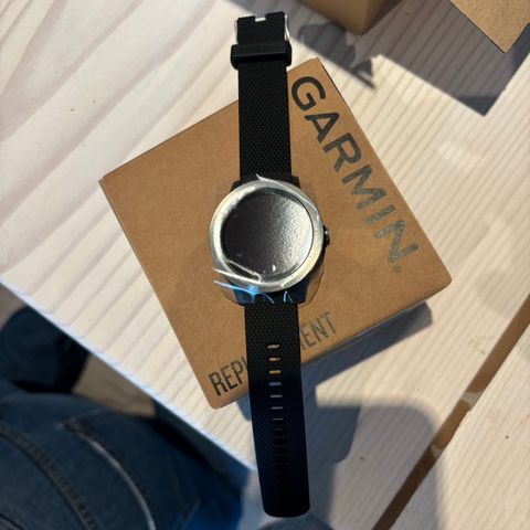 Garmin vivoactive 3