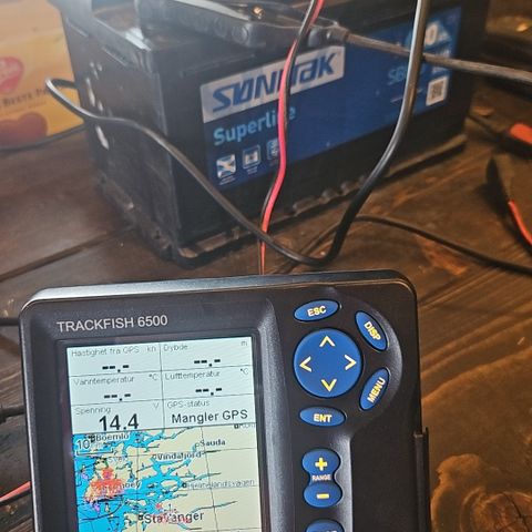 Navman 6500 trackfish m/ transducer 50/200