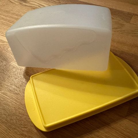 Tupperware servelett