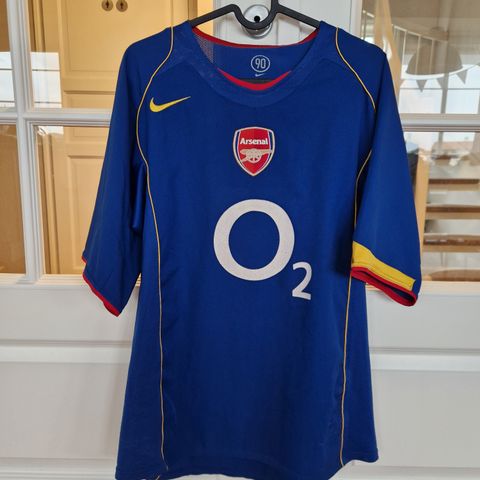 Arsenal fotball drakt 2004 2005 2006 borte O2