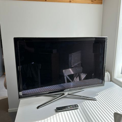 Samsung 40 tommer TV