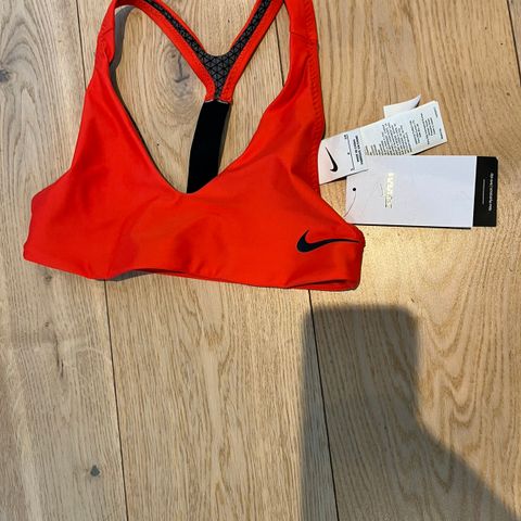 Nike swim hydralock bikini top