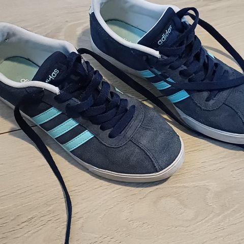 Adidas sko str 37