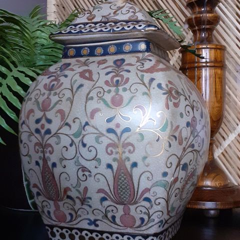 Keramikk krukke, ginger jar.