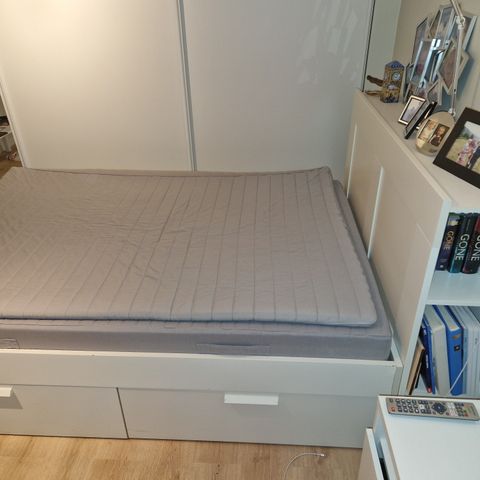 Ikea seng 140x200