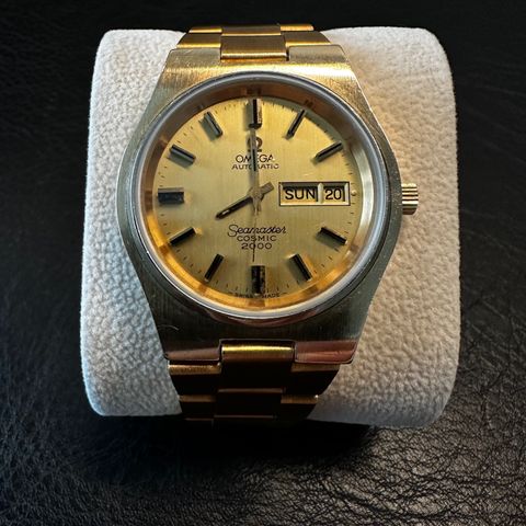 Omega Seamaster Cosmic 2000 Dazzling Golden Omega in Excellent Condition