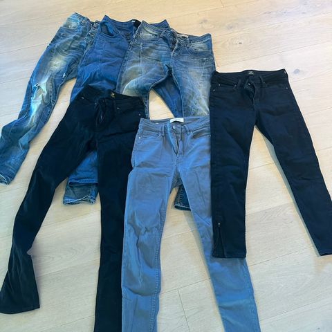 Rimelige, brukte jeans! Please, Lee og Calvin Klein.