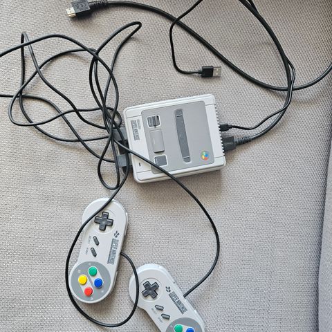 Mini supernintendo selges