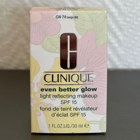 Clinique Even Better Glow Light Reflecting Makeup 30ml