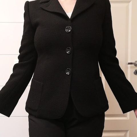 Armani Collezioni Structured Ullblazer