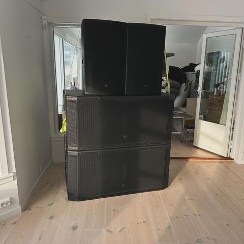 JBL SRX828SP Dual 18" Active PA Subwoofer