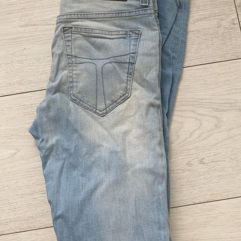 Tiger of sweden slights jeans selges