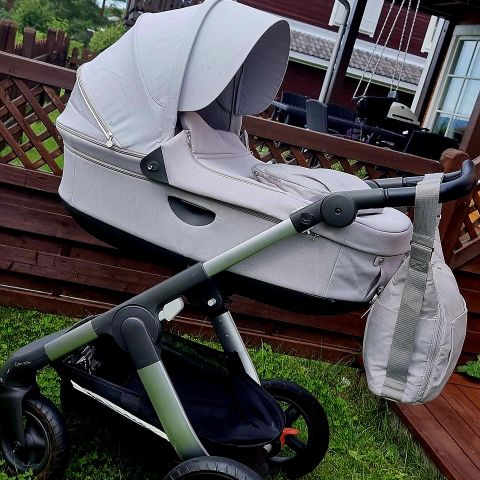 Stokke Trailz bagvogn og sittedel