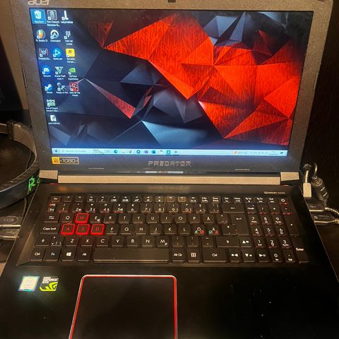 Acer Predator Helios 300. Nypris: 15600kr