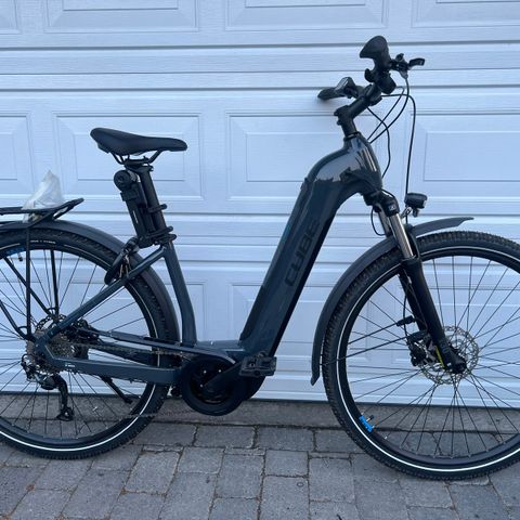 "Ny" Cube Touring Hybrid ONE Perf 65Nm 500Wh | Best i test 2022 - Tek.no |