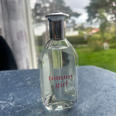 Tommy girl parfume