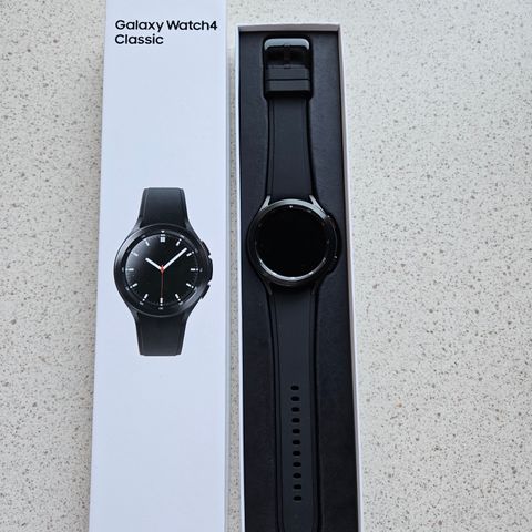 Helt ny samsung galaxy watch 4 classic 46 mm