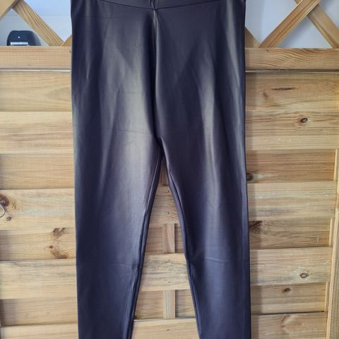 Coated leggings fra Pieces str.L/XL