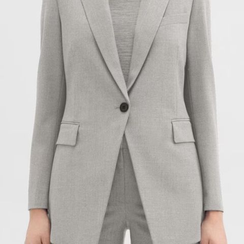 Theory Etiennette Blazer in Good Wool