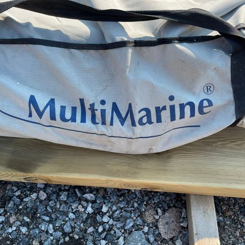 Ubrukt Multimarine bakkestativ for opplag