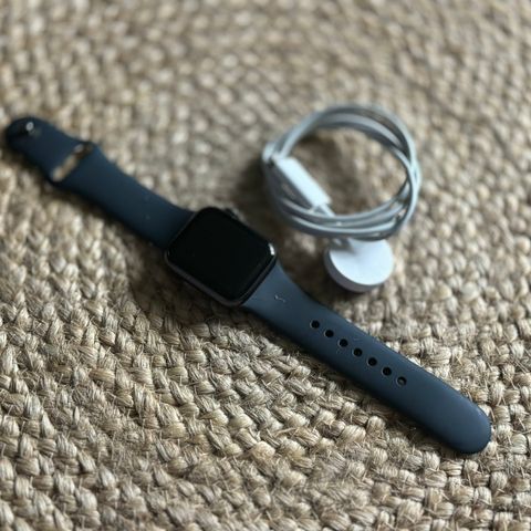 Apple watch SE 40mm gps