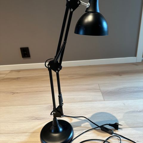 Bordlampe fra Ikea