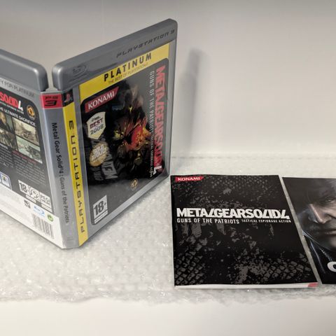 Metal Gear Solid 4: Guns of the Patriots (Platinum), PS3, PAL m/manual