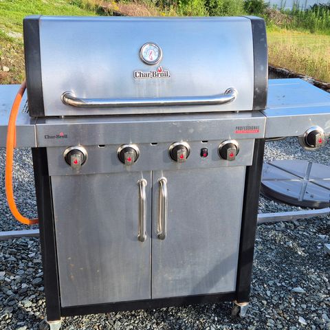 Char Broil Professional gassgrill