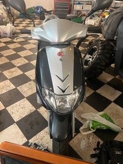 2011 Kymco Vitality 2-Takt motor komplett m eksos, el nett/ hjerne samt hjul.