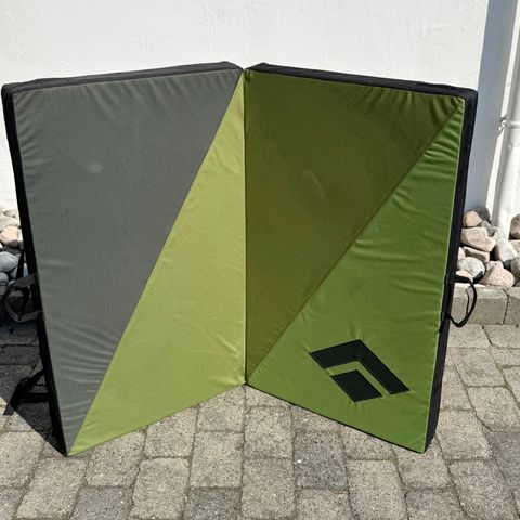 Black Diamond Impact crash pad