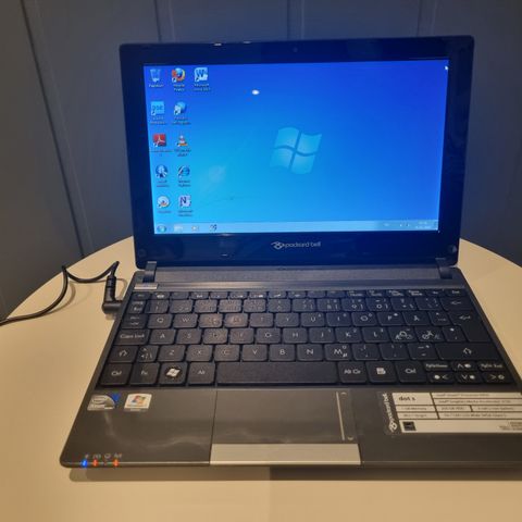 Bærbar PC. Packard Bell PAV80.