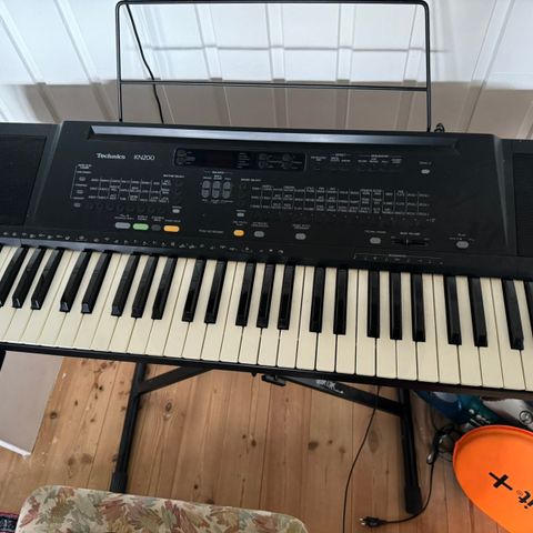 Keyboard / Synth