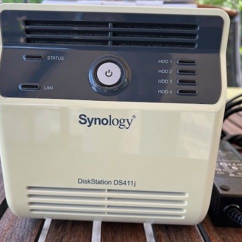 Synology DS411j NAS