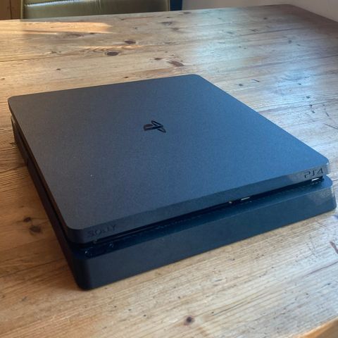 PlayStation 4 Slim 500 GB