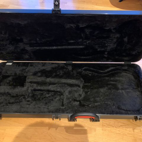 Original Fender case (Litt knust)